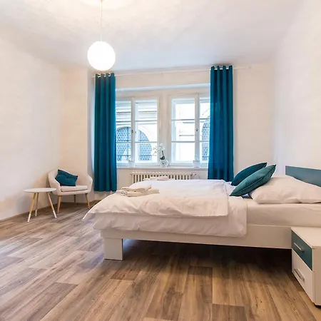 Karlova Apartamento *